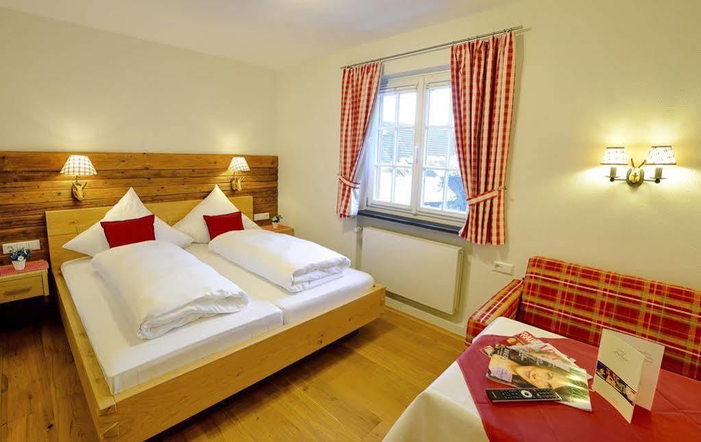 Hotel-Gasthof Adler Линдау Екстериор снимка