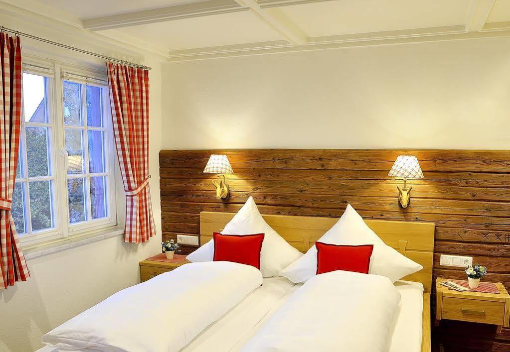 Hotel-Gasthof Adler Линдау Екстериор снимка